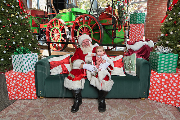 The Charleston Santa 2024-Dec7-1513