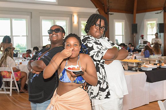 RKPhoto-CofC-2025-SpectraBeachDay_107