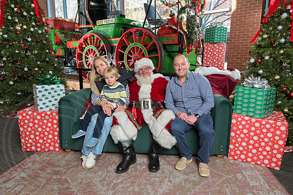 The Charleston Santa 2024-Dec14-2671