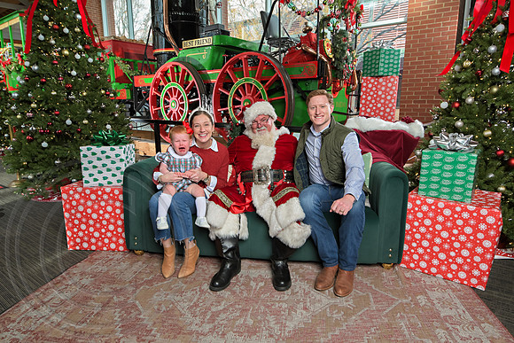The Charleston Santa 2024-Dec15-3120