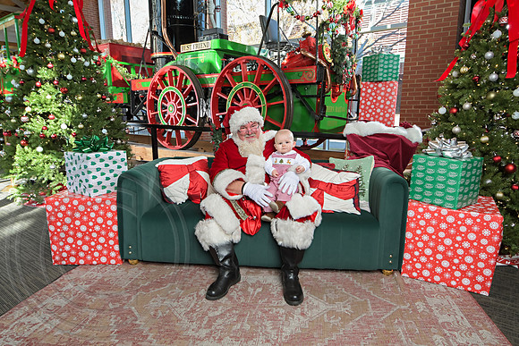 The Charleston Santa 2024-Dec14-2610