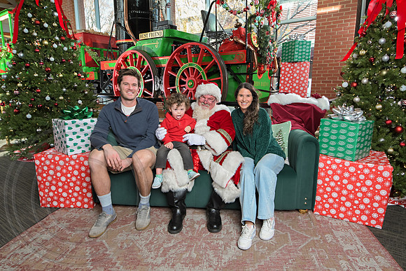 The Charleston Santa 2024-Dec14-2716
