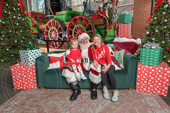 The Charleston Santa 2024-Dec14-2761