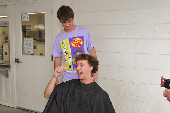 Austin-Buzz-Cut-Day-005