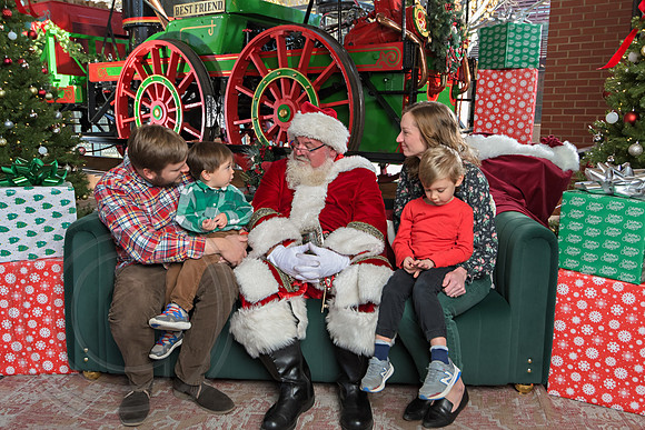 The Charleston Santa 2024-Dec14-2364