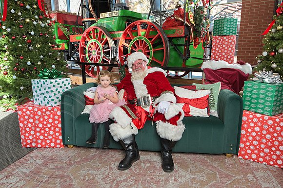 The Charleston Santa 2024-Dec14-2582
