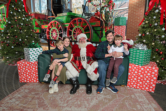 The Charleston Santa 2024-Dec14-2693