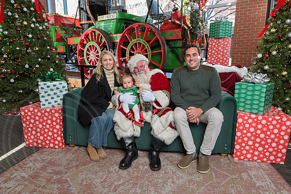 The Charleston Santa 2024-Dec22-4008