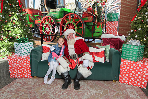 The Charleston Santa 2024-Dec14-2627
