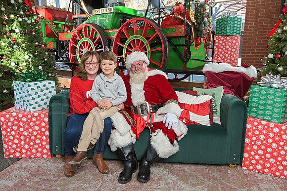 The Charleston Santa 2024-Dec14-2626