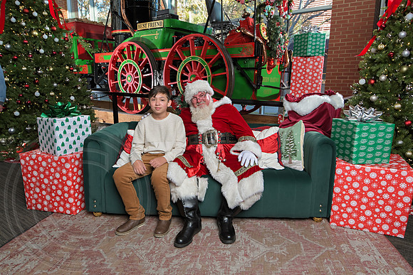 The Charleston Santa 2024-Dec7-1766