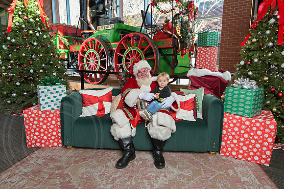 The Charleston Santa 2024-Dec14-2416
