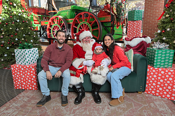 The Charleston Santa 2024-Dec7-1452