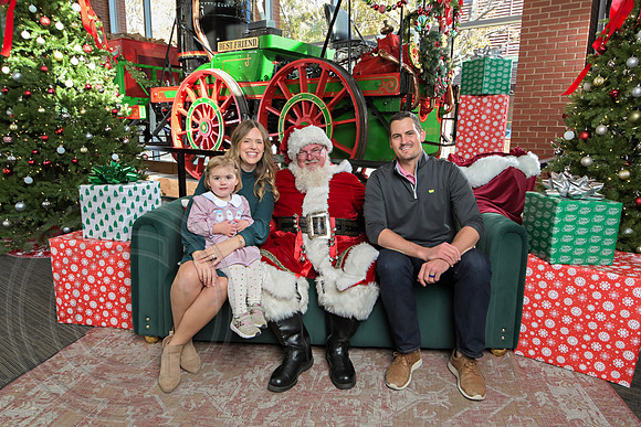 The Charleston Santa 2024-Dec7-1496