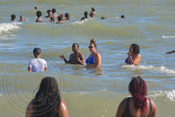 RKPhoto-CofC-2025-SpectraBeachDay_049