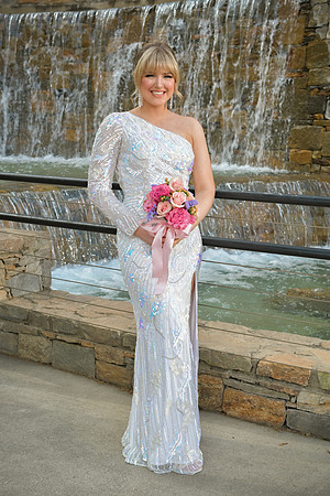 RKPhoto-2024-FallsPark-PromPics-100