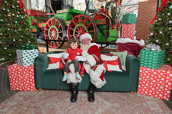 The Charleston Santa 2024-Dec14-2715