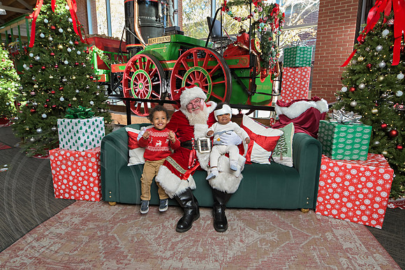 The Charleston Santa 2024-Dec7-1358