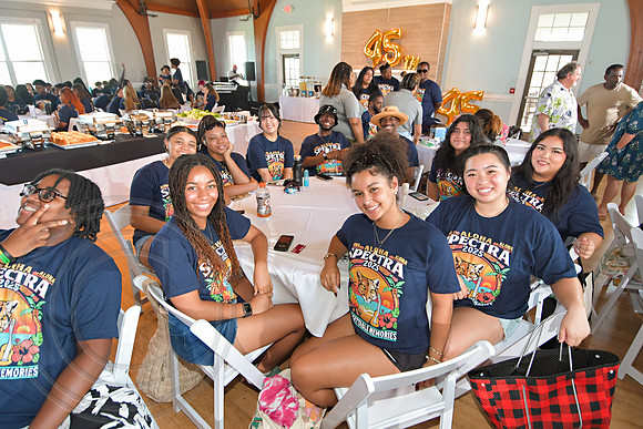 RKPhoto-CofC-2025-SpectraBeachDay_004