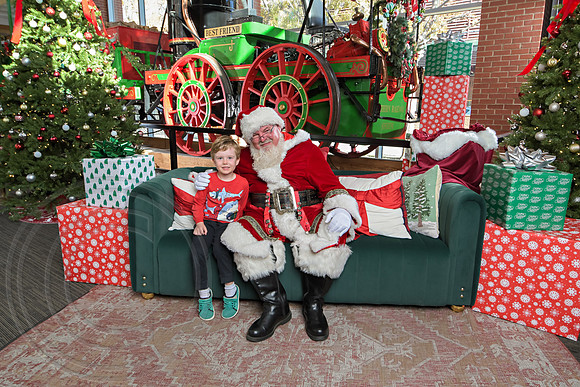 The Charleston Santa 2024-Dec7-1491