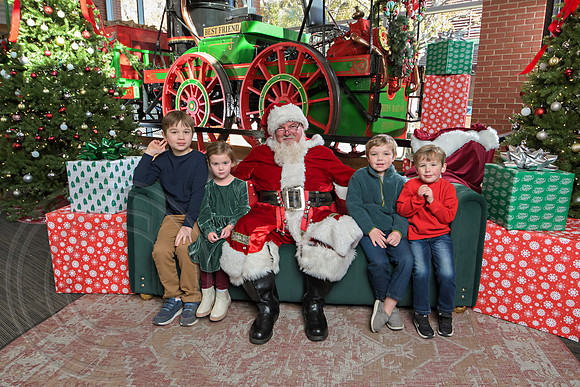 The Charleston Santa 2024-Dec7-1465