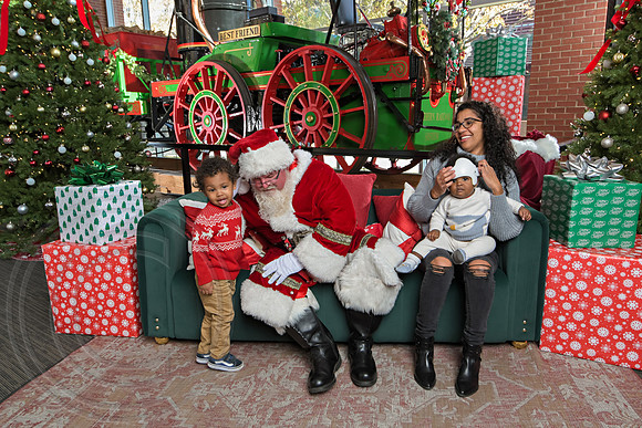 The Charleston Santa 2024-Dec7-1360