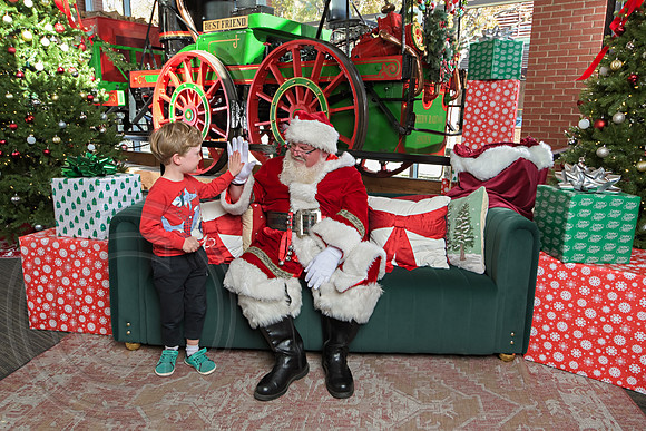 The Charleston Santa 2024-Dec7-1495