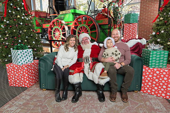 The Charleston Santa 2024-Dec7-1520