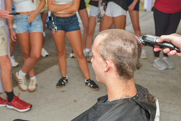 Austin-Buzz-Cut-Day-087