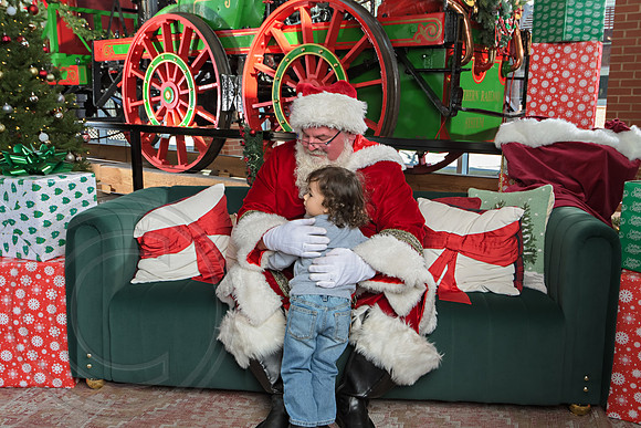 The Charleston Santa 2024-Dec14-2559