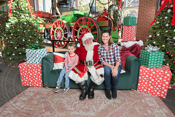 The Charleston Santa 2024-Nov30-0568