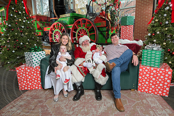 The Charleston Santa 2024-Dec14-2747