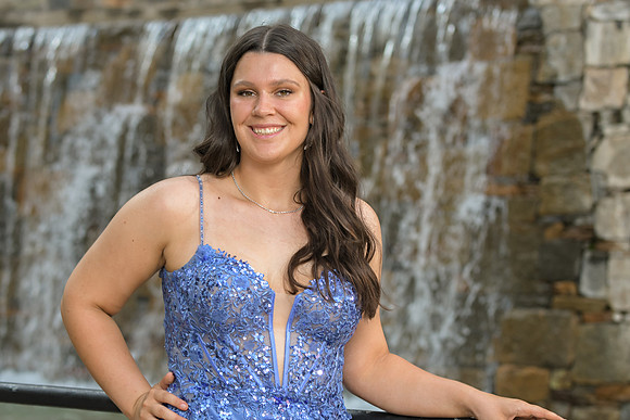 RKPhoto-2024-FallsPark-PromPics-109