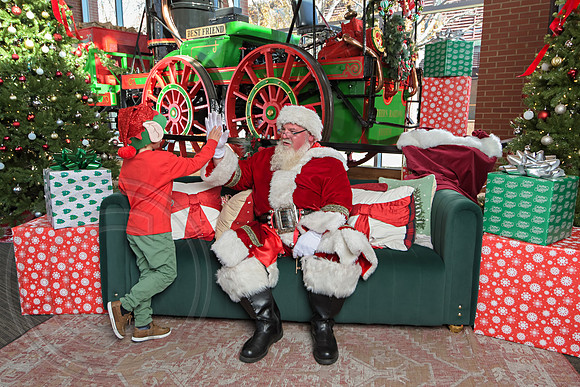 The Charleston Santa 2024-Dec14-2450