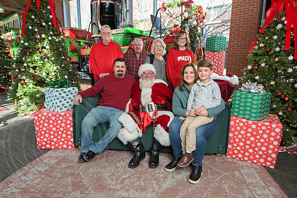 The Charleston Santa 2024-Dec14-2623