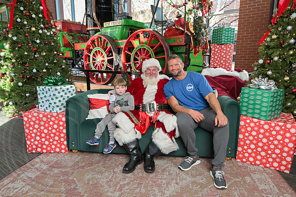 The Charleston Santa 2024-Dec14-2573