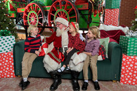 The Charleston Santa 2024-Dec22-3672
