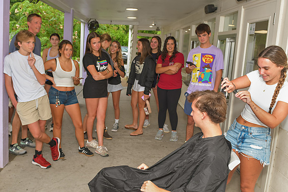 Austin-Buzz-Cut-Day-016