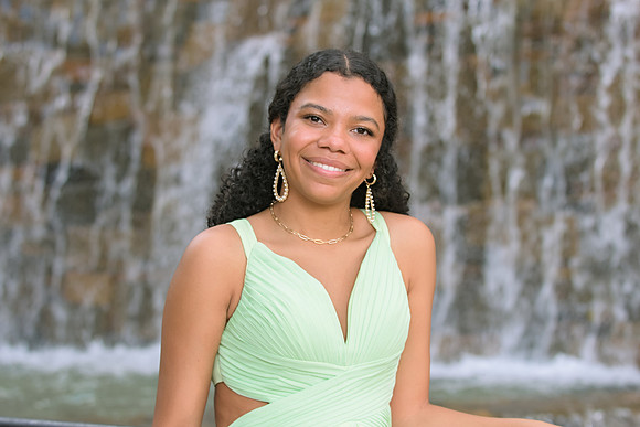 RKPhoto-2024-FallsPark-PromPics-113