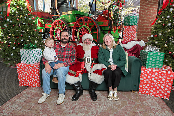 The Charleston Santa 2024-Dec7-1394