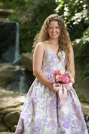 RKPhoto-2024-FallsPark-PromPics-27