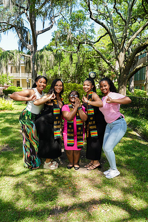 RKPhoto-2024-CofCSpringGraduation-271