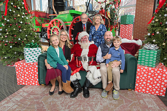 The Charleston Santa 2024-Dec15-2922