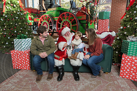 The Charleston Santa 2024-Dec7-1422