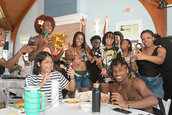 RKPhoto-CofC-2025-SpectraBeachDay_098
