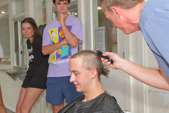 Austin-Buzz-Cut-Day-091