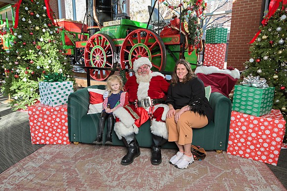 The Charleston Santa 2024-Dec14-2644