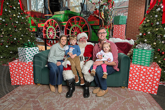 The Charleston Santa 2024-Dec14-2750